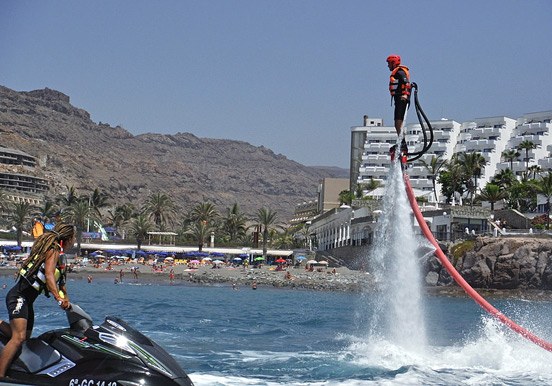 fly above water through flyboard