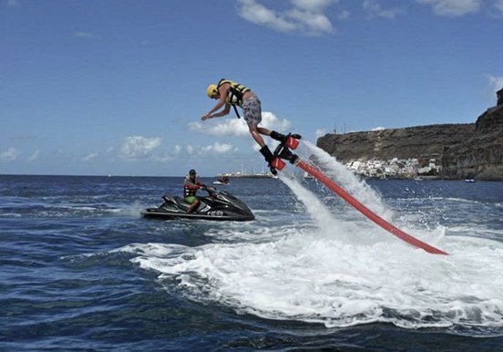 flyboarding like a dolphin