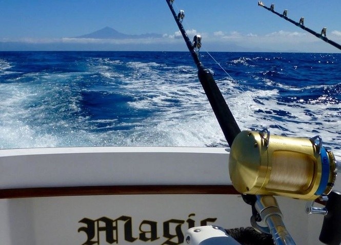 La Gomera fishing view of Teide afar.jpg