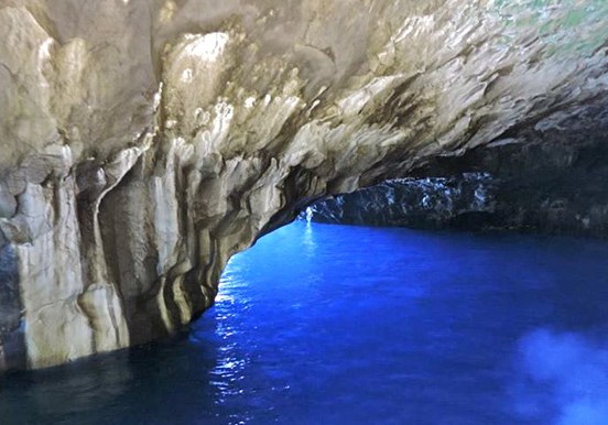 explore caves in La Palma via Fantasy boat