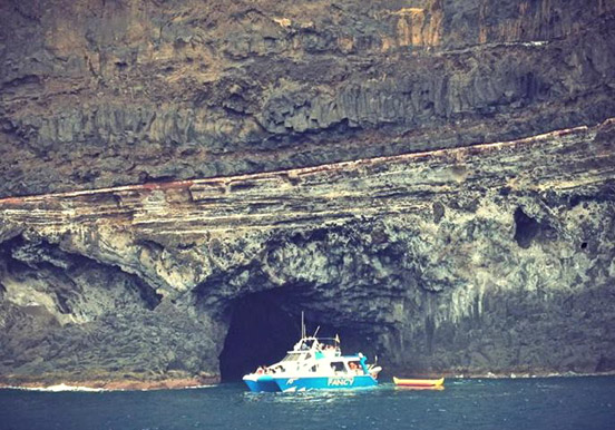 explore caves in La Palma via Fancy II catamaran trip