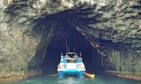 Fancy II catamaran trip in La Palma sea cave