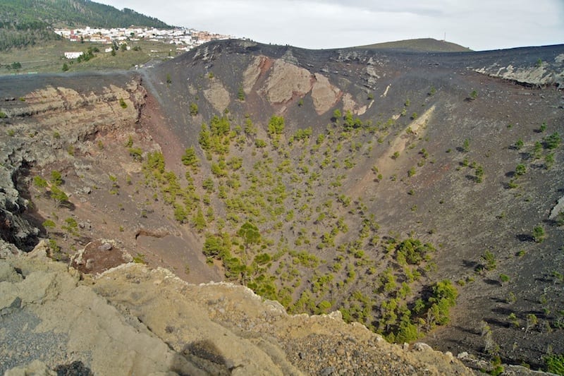 At the rim of Volcan San Antonio-min.jpg