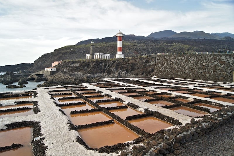 Lighthouse and salt plain of Fuencaliente-min.jpg
