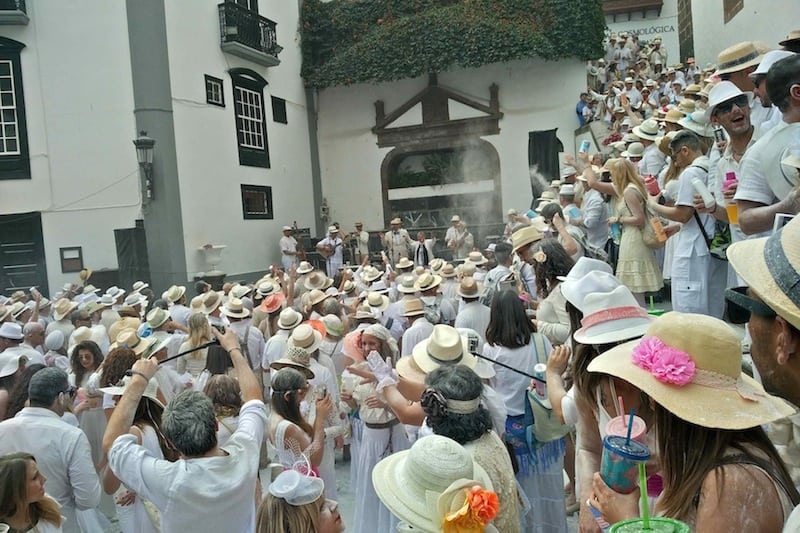 White carnival La Palma-min.jpg