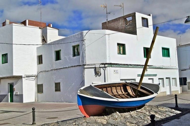 Corralejo rustic old fisherman quarter.jpg