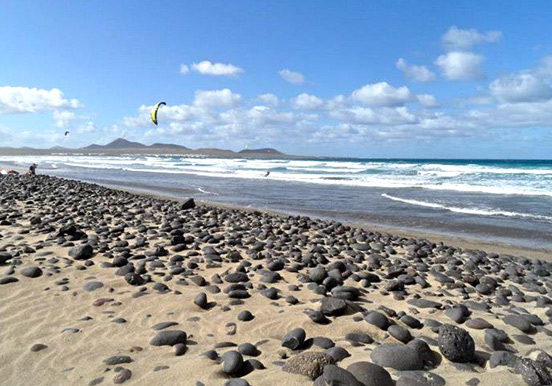 kitesurfing in Lanzarote coast