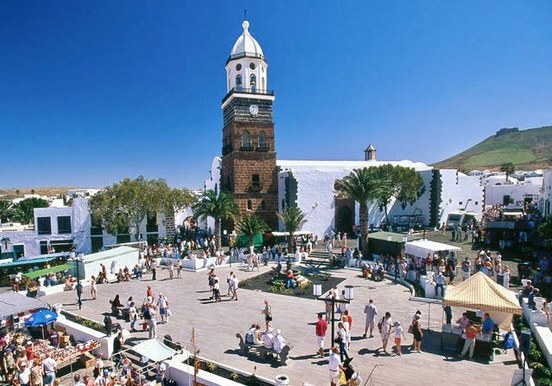 lanzarote-teguise-market-shopping-tour.jpg