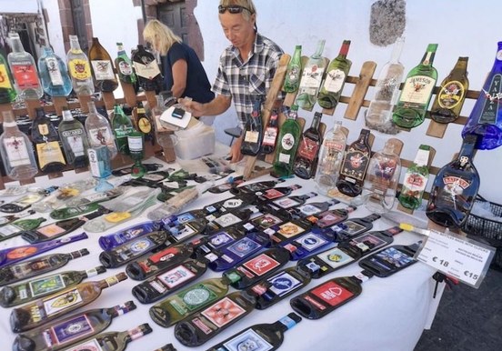 Shopping-at-Teguise-Sunday-Market.jpeg