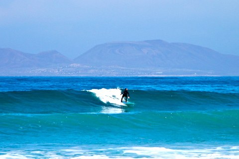 learn to surf in Lanzarote