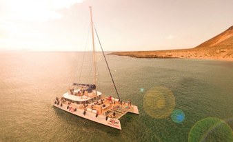I Love Sunset Catamaran Sailing (Adult-only)