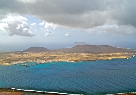 Mirador del Rio via safari tour in Lanzarote