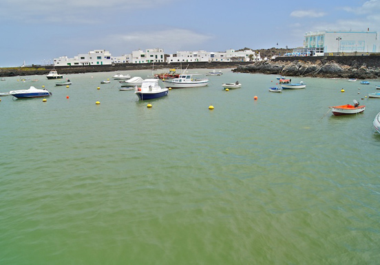 see Orzola fishing village through safari tour