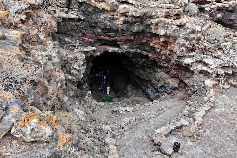 Las Cuevas de los Verdes Lanzarote.jpg
