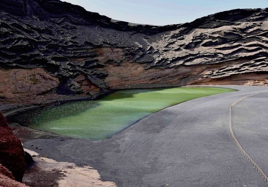 Green lake at El Golfo Lanzarote.jpg
