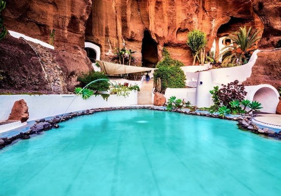 Pool at Lagomar Lanzarote.jpg