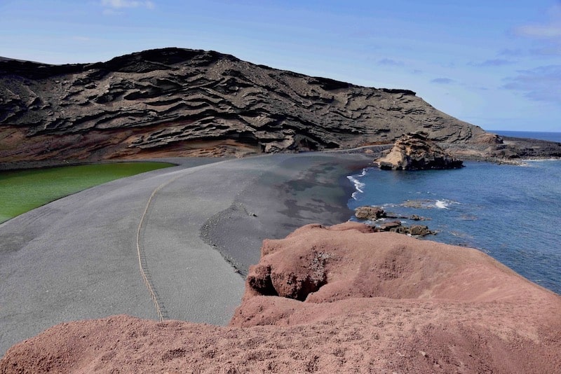 El Golfo coast in Lanzarote.jpg