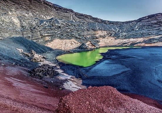 El Golfo emerald lake.jpg