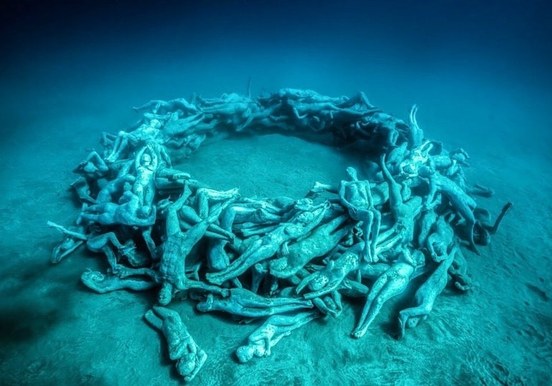 Dive in underwater musuem Lanzarote.jpg