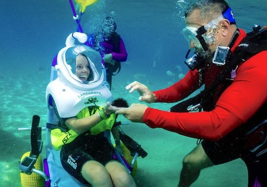 sea trek diving for disabled persons Lanzarote.jpg