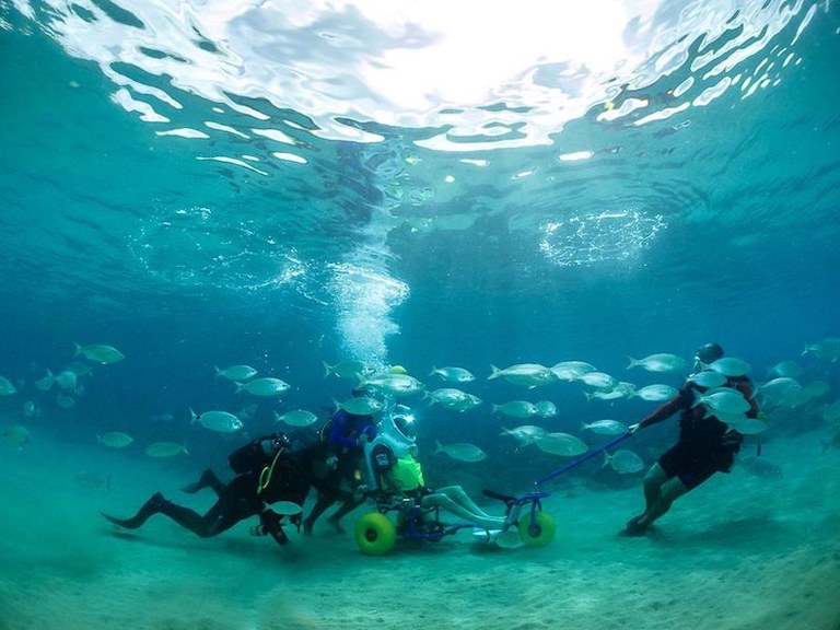 Sea trek for handicaped persons Lanzarote.jpg