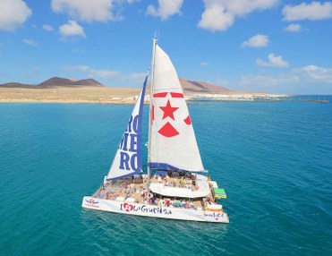 I love La Graciosa Luxury Catamaran Sailing