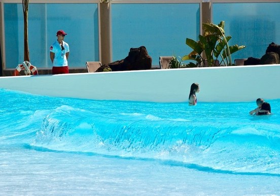 Salt water wave pool Lanzarote Aqualava.jpg