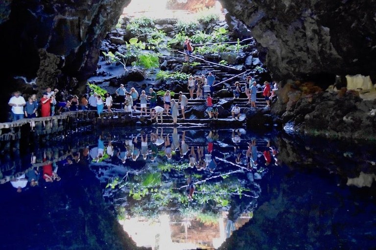 Jameos del Agua.jpg