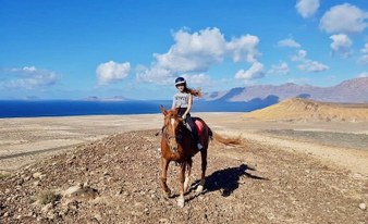 Horseback Riding in Caleta de Famara 2 hours