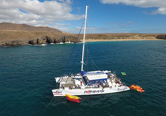 I love Papagayo catamaran