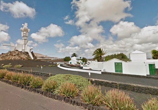 monumento campesino Lanzarote.jpg