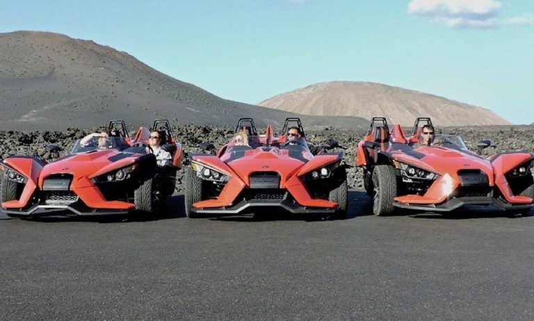 RUTAS-Polaris-Slingshot-X-treme-2.jpg
