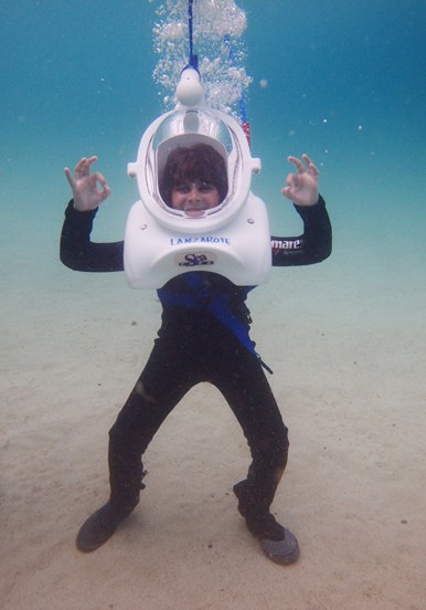 walk underwater in Lanzarote