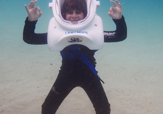 walk underwater in Lanzarote