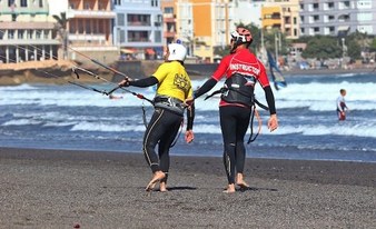Kitesurfing lesson in El Medano (1-3 days)