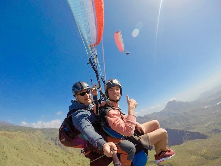 Costa Adeje paragliding performance flight.jpg