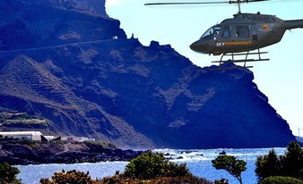 Helicopter tour: Isla Baja (Low Island) 85km