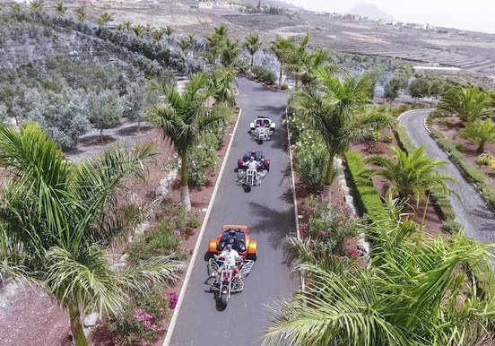 discover impressive landscapes on trike.jpg