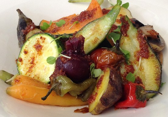 restaurant food straight from the farm in La Granja Verde