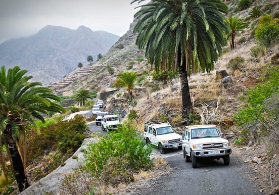 jeep safari tour overlooking La Gomera views