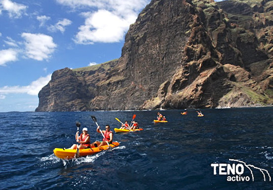 sea kayak in Los Gigantes
