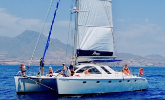 Abrazo Catamaran 3 hours Excursion