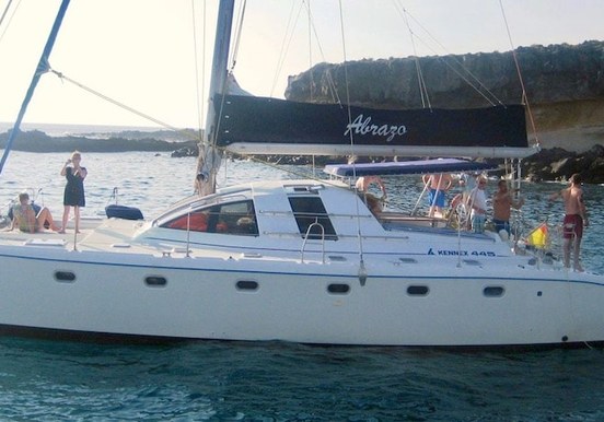 ABRAZO SIDE copy.jpg