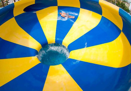 tornado fun in Aqualand