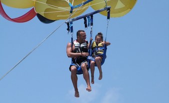 Booster Pack 2: Jet Ski Safari 1 hour & Parascending 10 mins