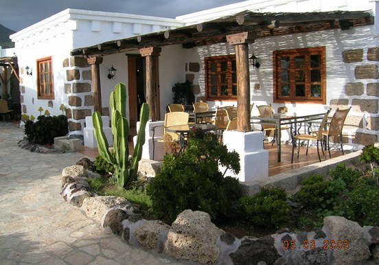 El Cerro de la Luna restaurant in Camel Park