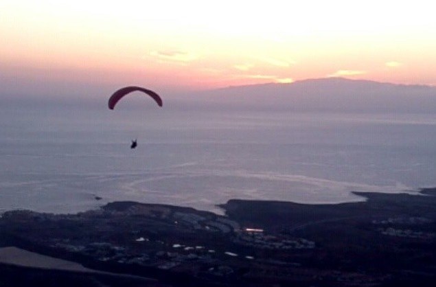 Paragliding Jama San Lorenzo-min.jpg
