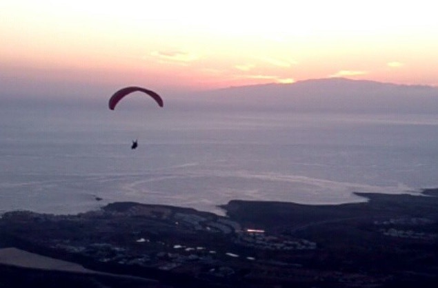 Paragliding Jama San Lorenzo-min.jpg