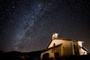 Night sky on Teide Ermita de las Nieves.jpg