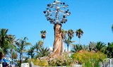 César Manrique sculpture at Lago Martiánez
